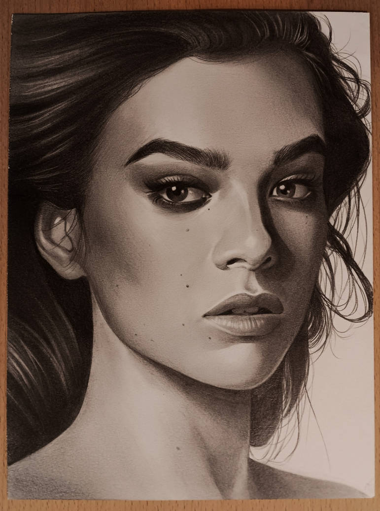 Hailee Steinfeld 原始照片 AI生成动漫素材