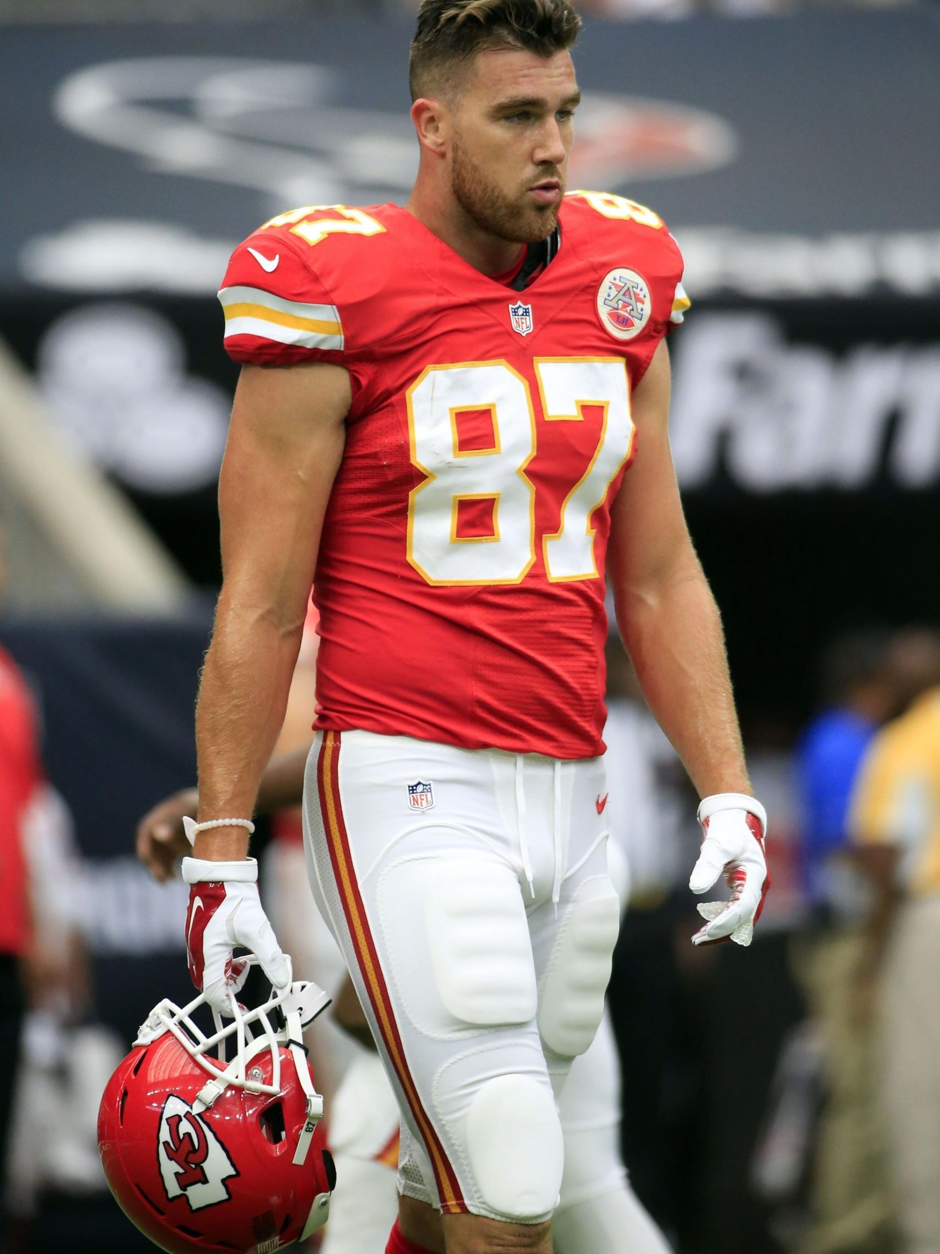 Travis Kelce 原始照片