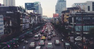 都AI时代了，还有人在用机场。 买个云服务器，把IP密码扔给AI自建不香吗？ 一个IP独立用，安全，稳定，快速。 试过搬瓦工，甲骨文，谷歌云。 比较稳定是bytevirt。 用了一年了，1T流量每月30块，非常爽。 链接： https://t.co/v37BYcXEPr Codex提示词：看评论区⬇️ https://t.co/43HXvZVwxX